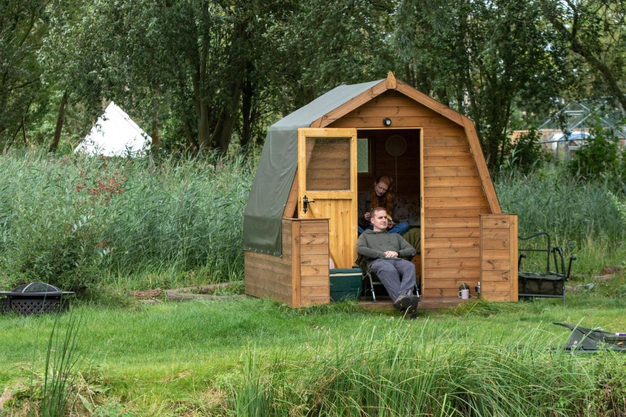 מלון Clare Rum Bridge Fisheries "The Cabin" מראה חיצוני תמונה